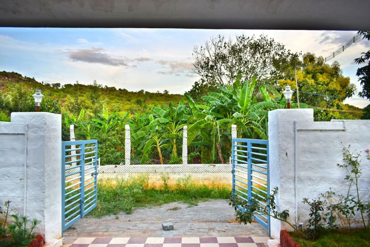 Hotel Kozee Kaves Yelagiri Exterior foto